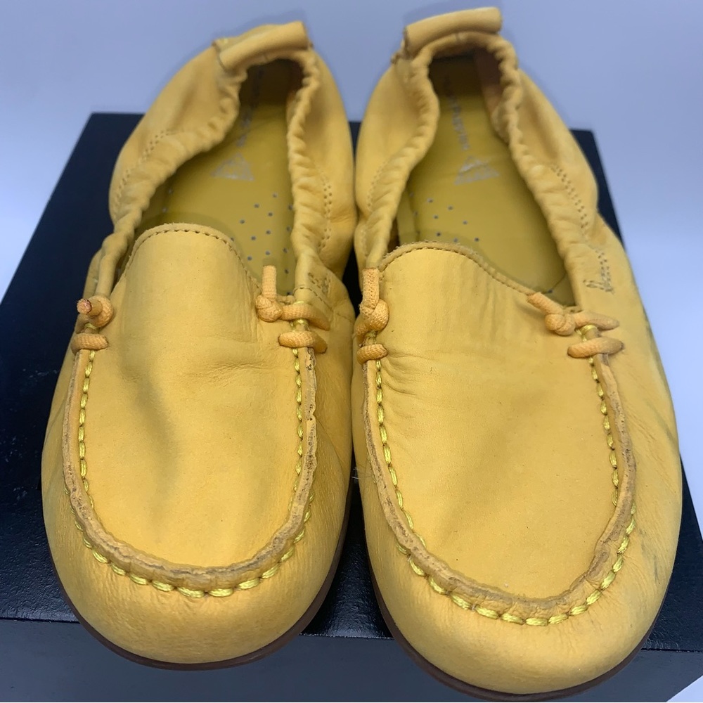 Hush Puppies Mustard/Yellow Size 8.5